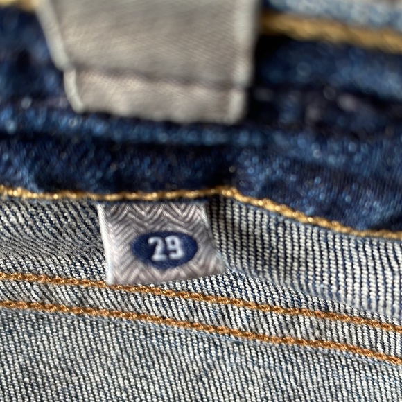 Citizens of Humanity Shorts, Size 29 - Picture 5 of 7